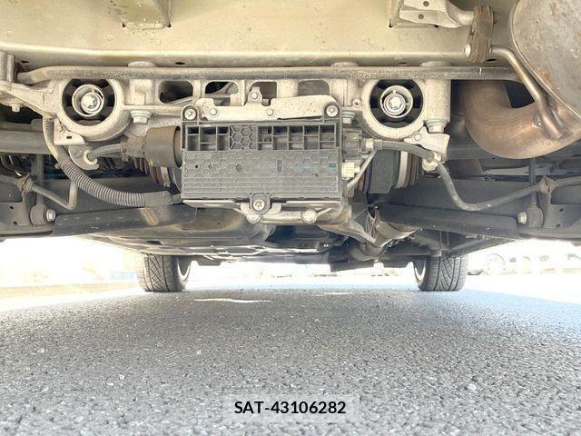 Mercedes Benz V-CLASS 2017-03 1313985-19