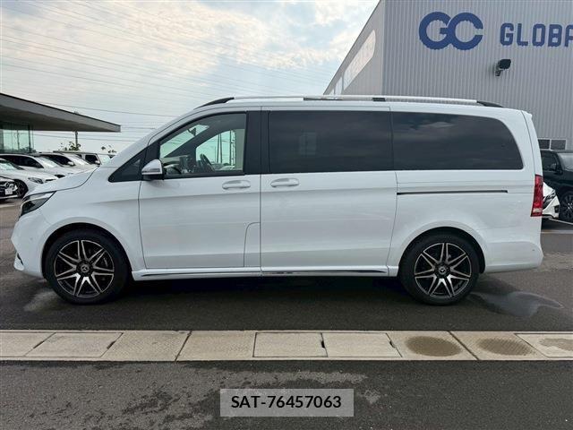Mercedes Benz V-CLASS 2023-07 1331891-10