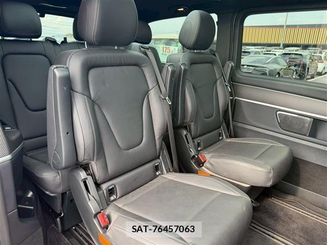 Mercedes Benz V-CLASS 2023-07 1331891-18