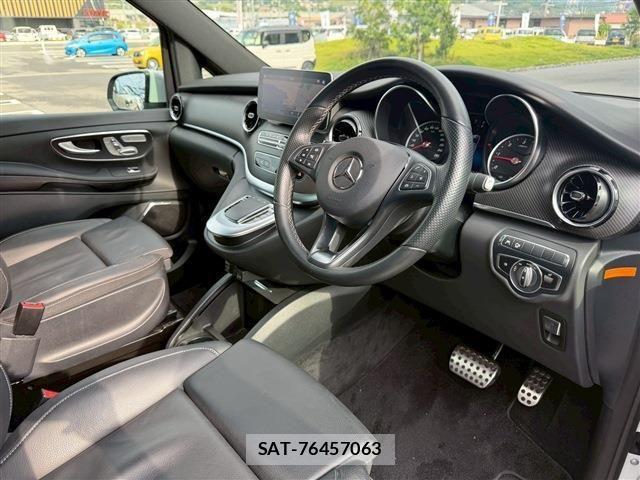 Mercedes Benz V-CLASS 2023-07 1331891-19