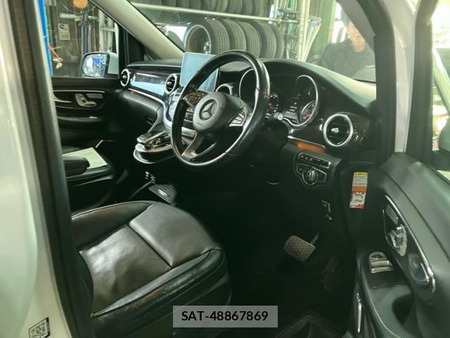 Mercedes Benz V-CLASS 2015-11 2030686-14