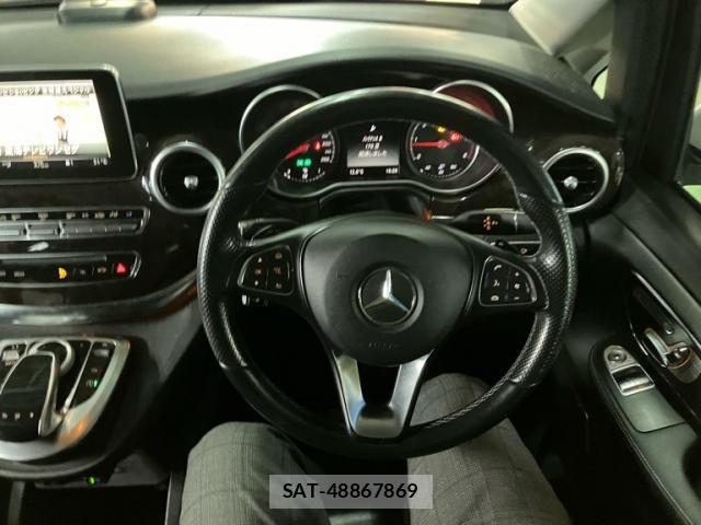 Mercedes Benz V-CLASS 2015-11 2030686-17