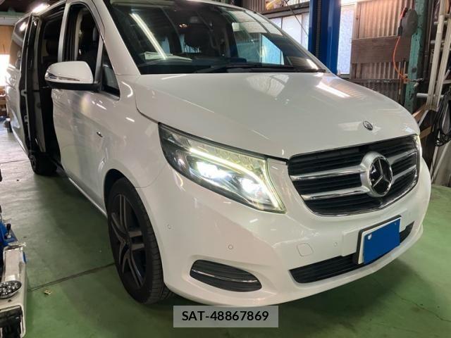 Mercedes Benz V-CLASS 2015-11 2030686-1