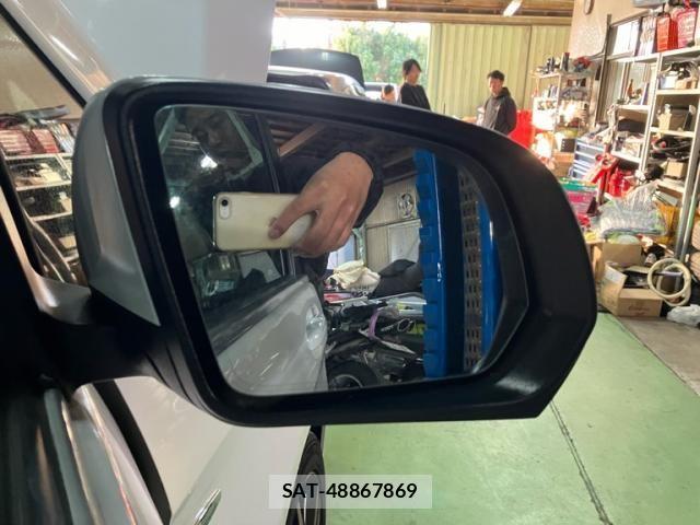 Mercedes Benz V-CLASS 2015-11 2030686-21