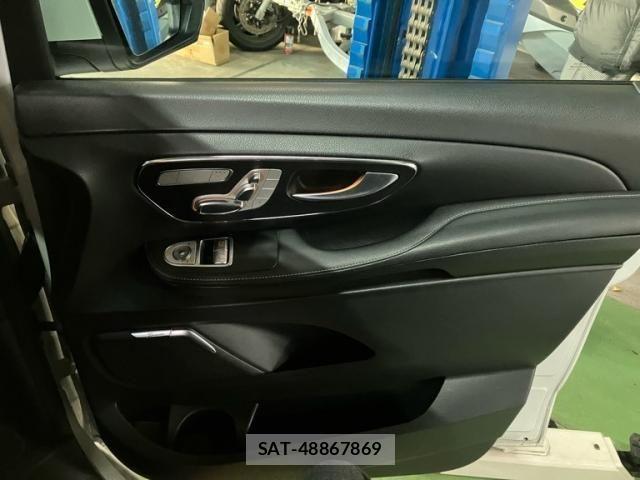 Mercedes Benz V-CLASS 2015-11 2030686-25