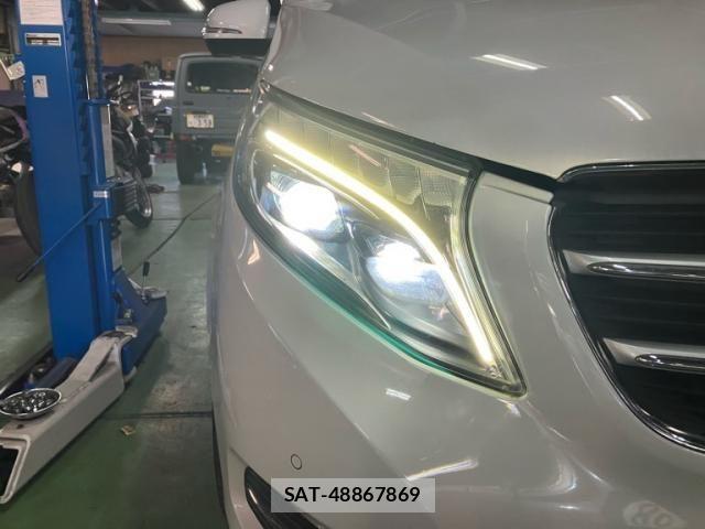 Mercedes Benz V-CLASS 2015-11 2030686-2