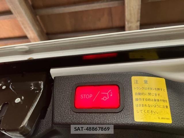 Mercedes Benz V-CLASS 2015-11 2030686-8