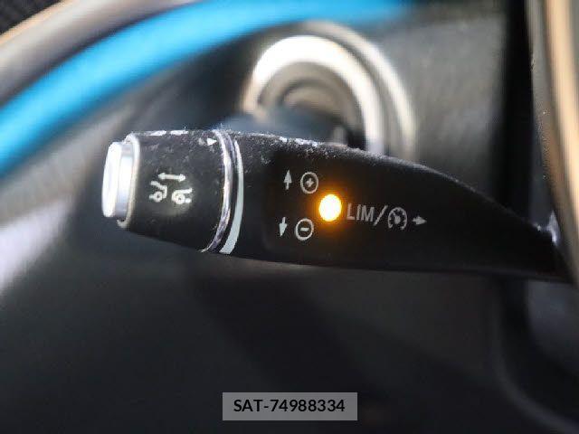 Mercedes Benz V-CLASS 2020-01 3676031-13