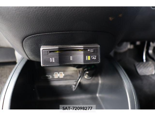 Mercedes Benz V-CLASS 2018-01 3772045-11