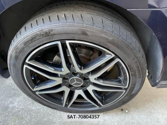Mercedes Benz V-CLASS 2016-07 3833458-9