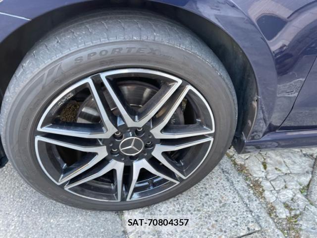Mercedes Benz V-CLASS 2016-07 3833458-10
