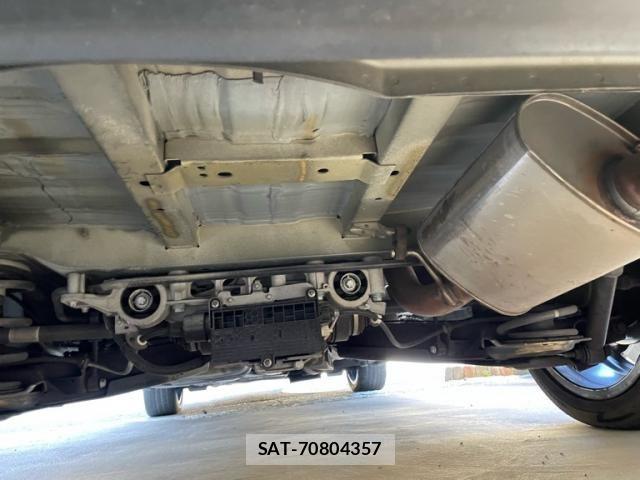 Mercedes Benz V-CLASS 2016-07 3833458-11