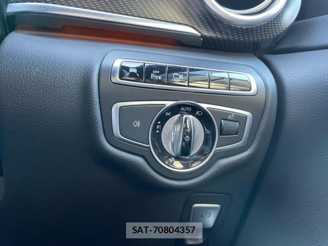 Mercedes Benz V-CLASS 2016-07 3833458-22