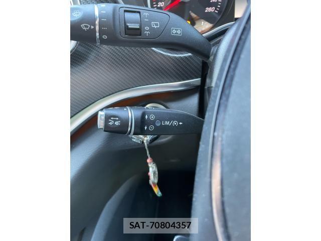 Mercedes Benz V-CLASS 2016-07 3833458-29