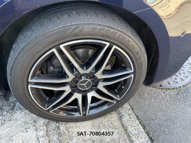 Mercedes Benz V-CLASS 2016-07 3833458-7