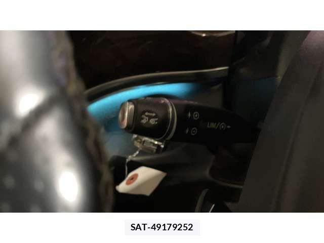 Mercedes Benz V-CLASS 2017-08 4140060-12