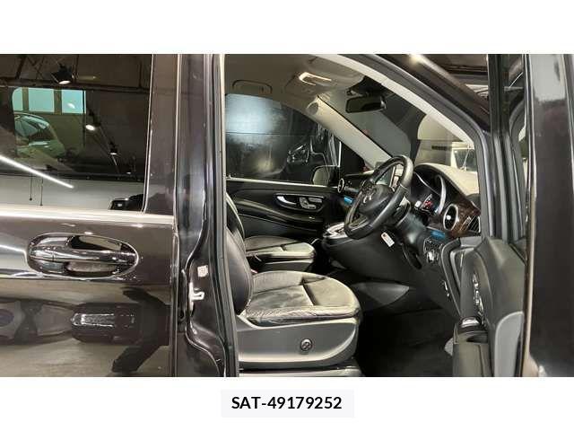 Mercedes Benz V-CLASS 2017-08 4140060-4