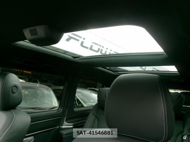 Mercedes Benz V-CLASS 2025-05 6012971-14