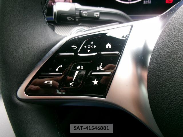 Mercedes Benz V-CLASS 2025-05 6012971-26