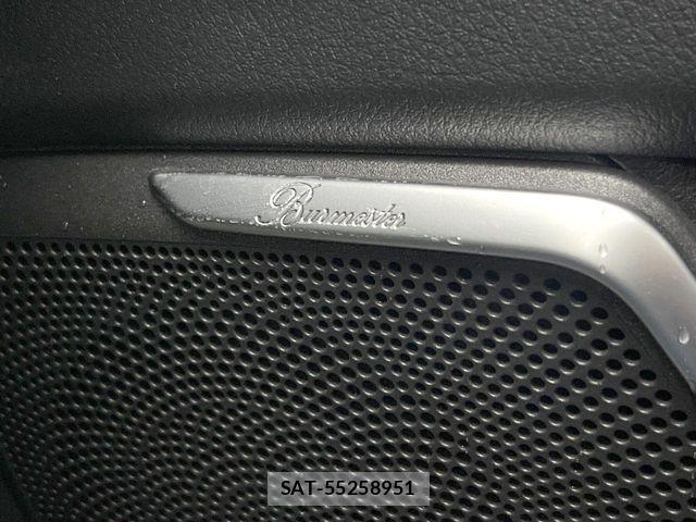 Mercedes Benz V-CLASS 2021-11 6012974-6