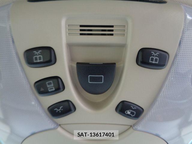Mercedes Benz V-CLASS 2011-11 6500278-13