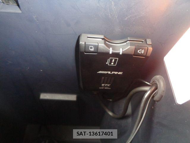 Mercedes Benz V-CLASS 2011-11 6500278-16
