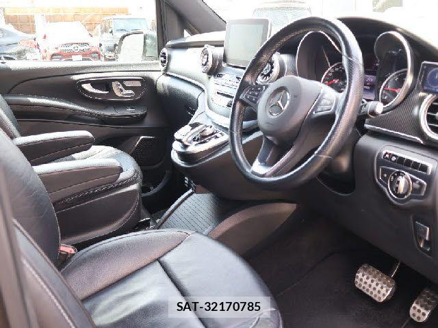 Mercedes Benz V-CLASS 2017-06 6545798-11