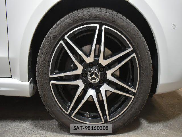 Mercedes Benz V-CLASS 2021-04 6613237-24