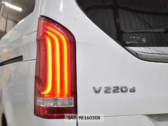 Mercedes Benz V-CLASS 2021-04 6613237-26