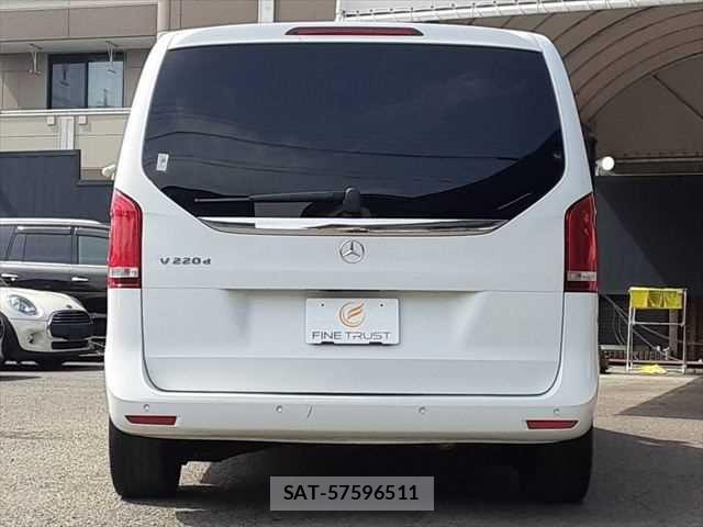 Mercedes Benz V-CLASS 2017-08 6672482-17