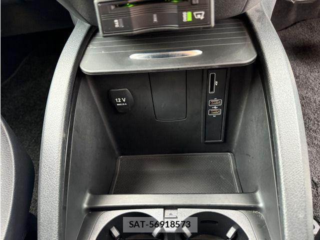 Mercedes Benz V-CLASS 2016-06 6691109-19