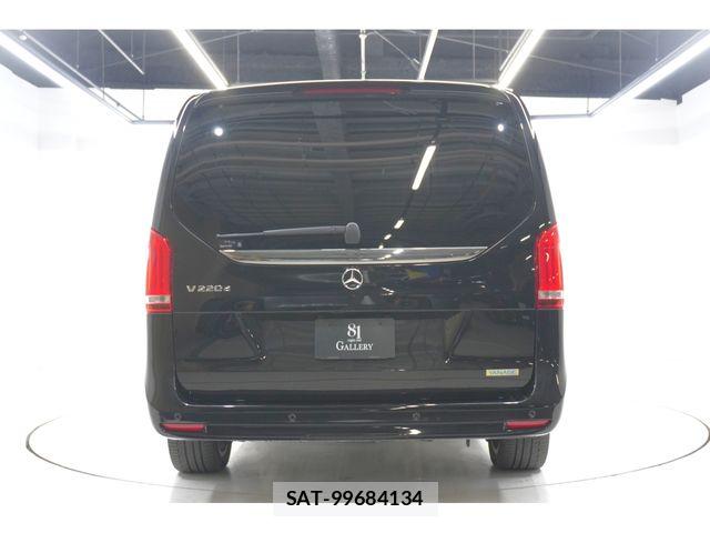 Mercedes Benz V-CLASS 2024-03 6716659-5