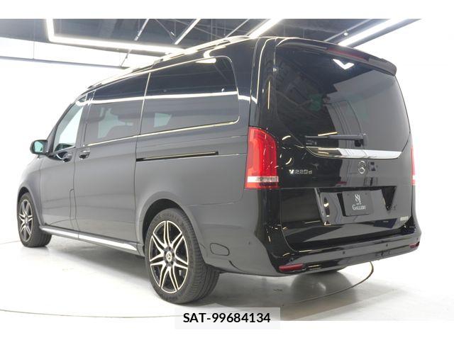 Mercedes Benz V-CLASS 2024-03 6716659-6