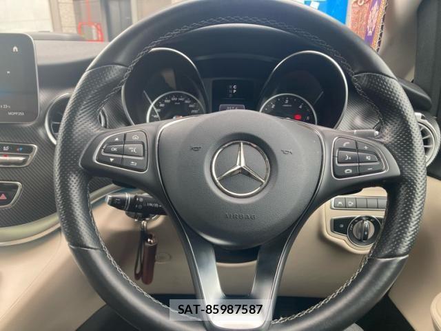 Mercedes Benz V-CLASS 2022-10 6908393-24