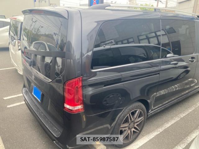 Mercedes Benz V-CLASS 2022-10 6908393-3