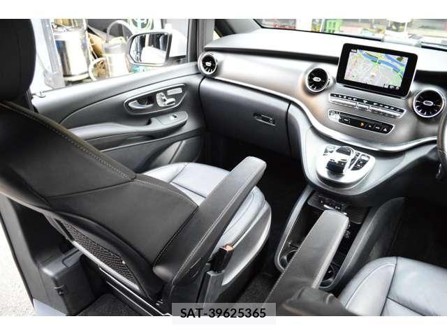 Mercedes Benz V-CLASS 2020-06 6995637-20