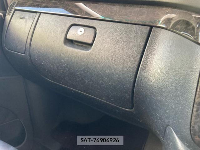 Mercedes Benz V-CLASS 2013-05 6995640-16