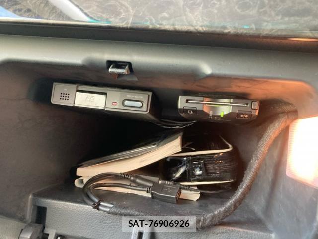Mercedes Benz V-CLASS 2013-05 6995640-18