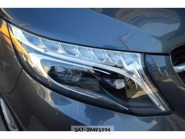 Mercedes Benz V-CLASS 2016-11 6995639-12