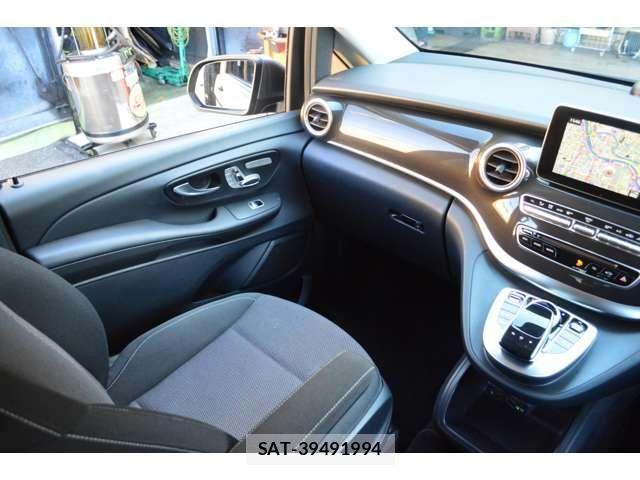 Mercedes Benz V-CLASS 2016-11 6995639-21