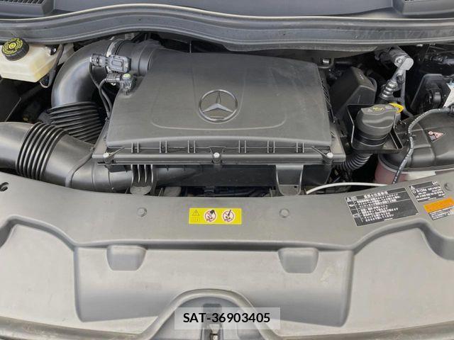 Mercedes Benz V-CLASS 2021-09 7221725-18