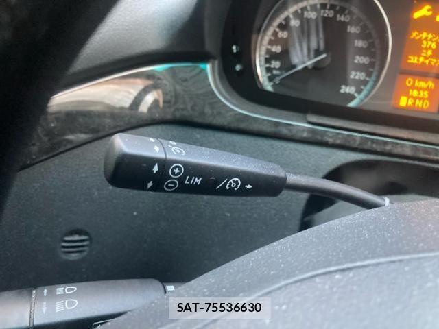Mercedes Benz V-CLASS 2009-05 7221718-19