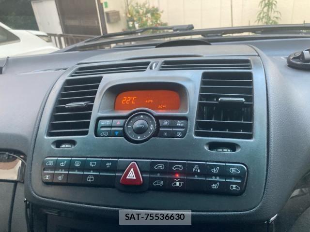Mercedes Benz V-CLASS 2009-05 7221718-20