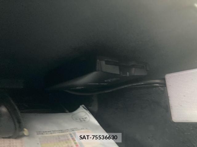 Mercedes Benz V-CLASS 2009-05 7221718-24