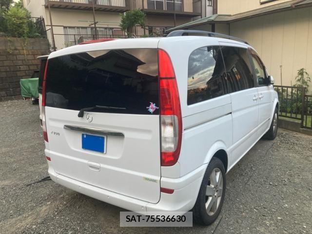 Mercedes Benz V-CLASS 2009-05 7221718-2