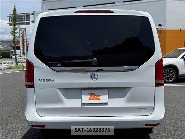 Mercedes Benz V-CLASS 2016-04 7221724-13
