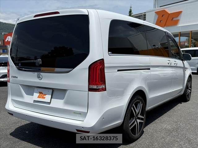 Mercedes Benz V-CLASS 2016-04 7221724-14