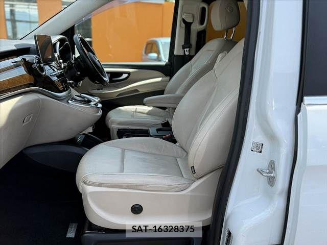 Mercedes Benz V-CLASS 2016-04 7221724-16