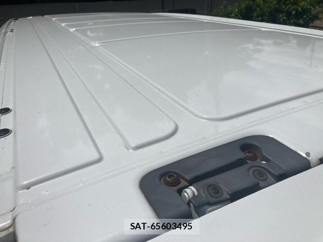 Mercedes Benz V-CLASS 2016-09 7221720-5