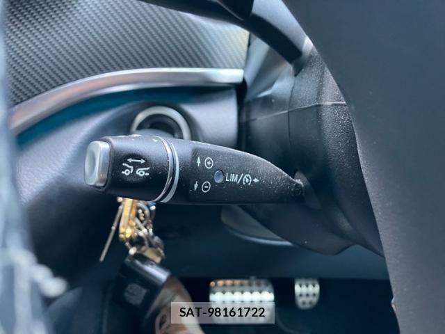Mercedes Benz V-CLASS 2021-10 7221727-18